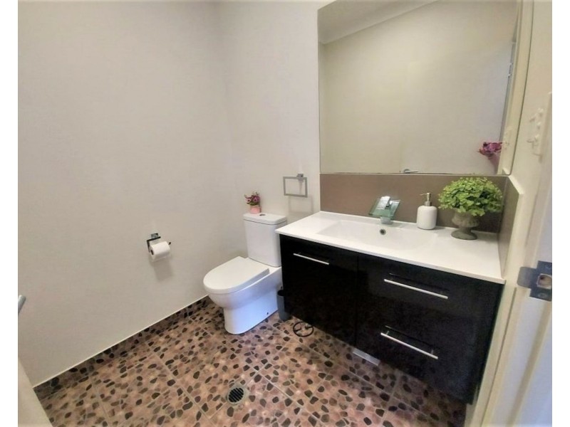 4/27a Leichhardt Street, Bowen QLD 4805