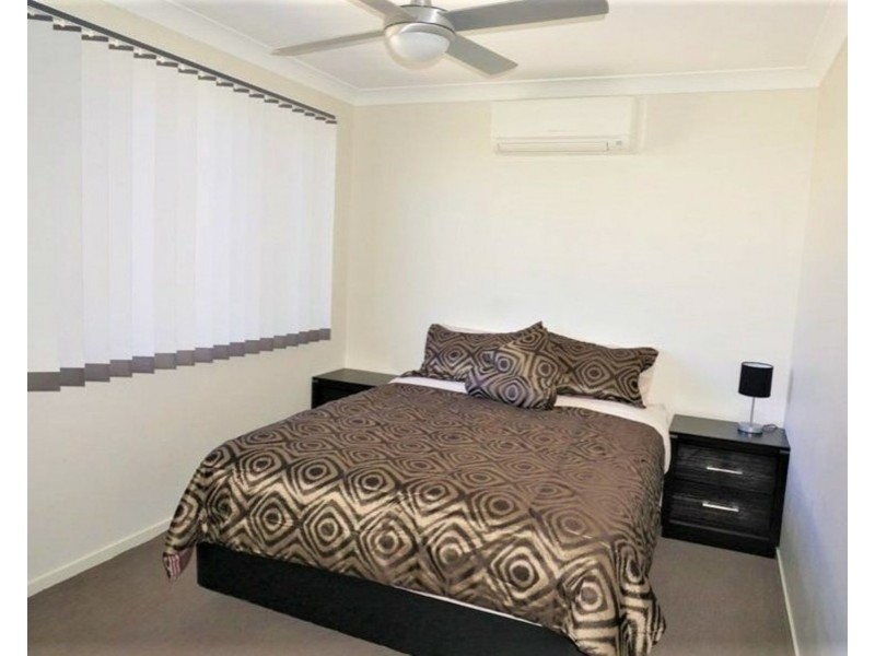 4/27a Leichhardt Street, Bowen QLD 4805