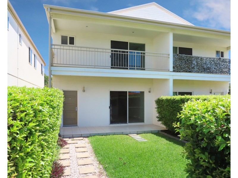 2/1 Murroona Street, Bowen QLD 4805