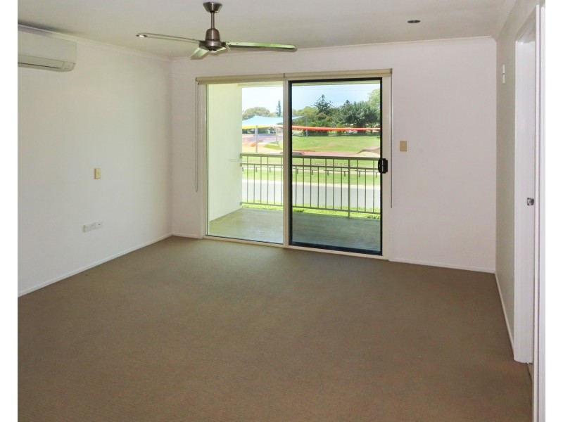 2/1 Murroona Street, Bowen QLD 4805