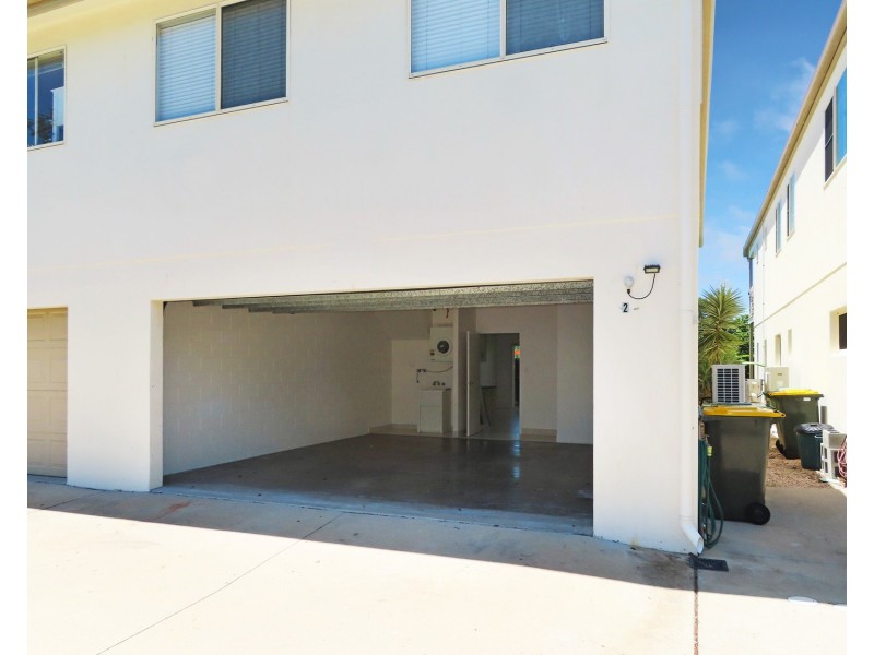 2/1 Murroona Street, Bowen QLD 4805