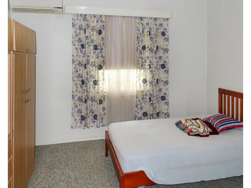 8 Powell Street, Bowen QLD 4805