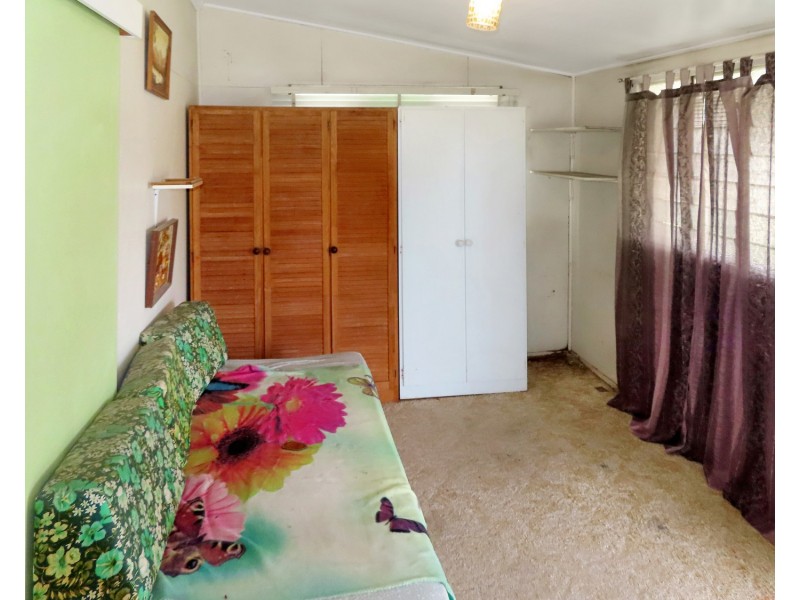 8 Powell Street, Bowen QLD 4805