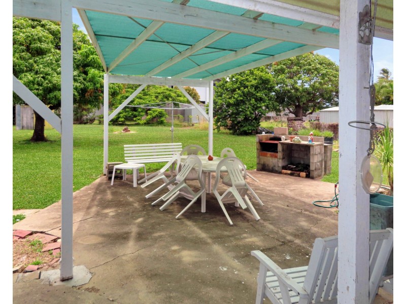 8 Powell Street, Bowen QLD 4805