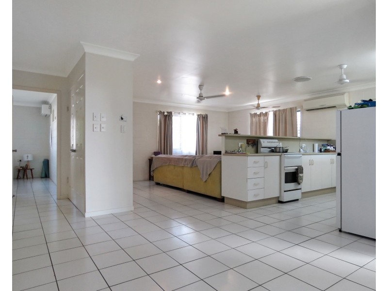 2/30 John Street, Bowen QLD 4805