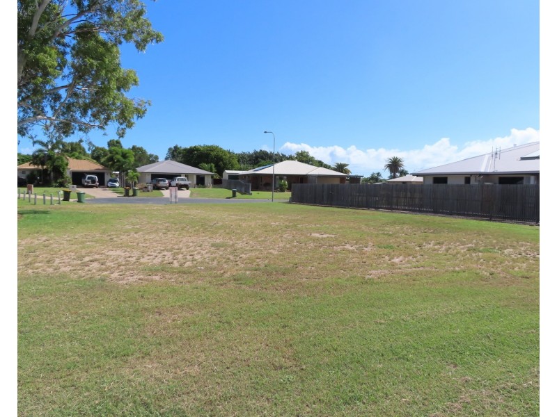 7 Summer Place, Bowen QLD 4805