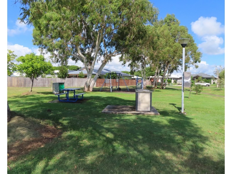7 Summer Place, Bowen QLD 4805