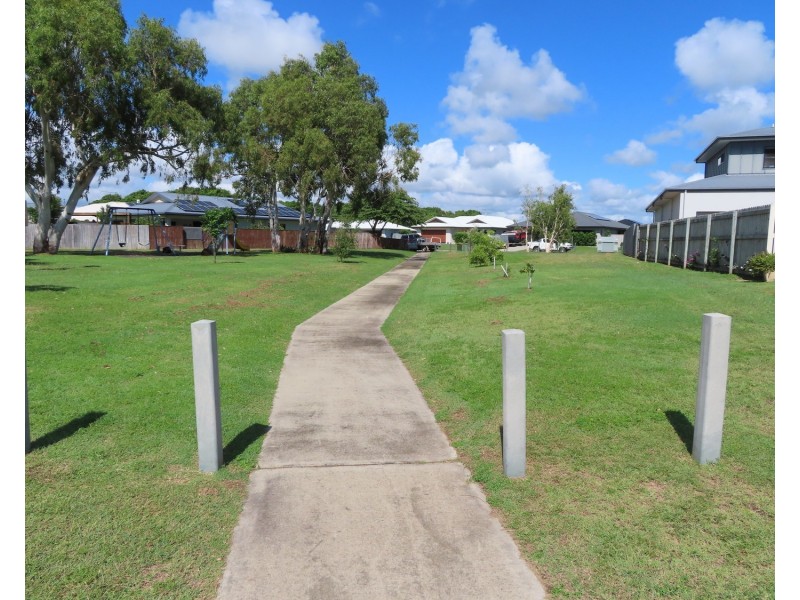 7 Summer Place, Bowen QLD 4805