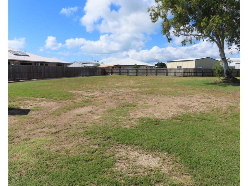7 Summer Place, Bowen QLD 4805