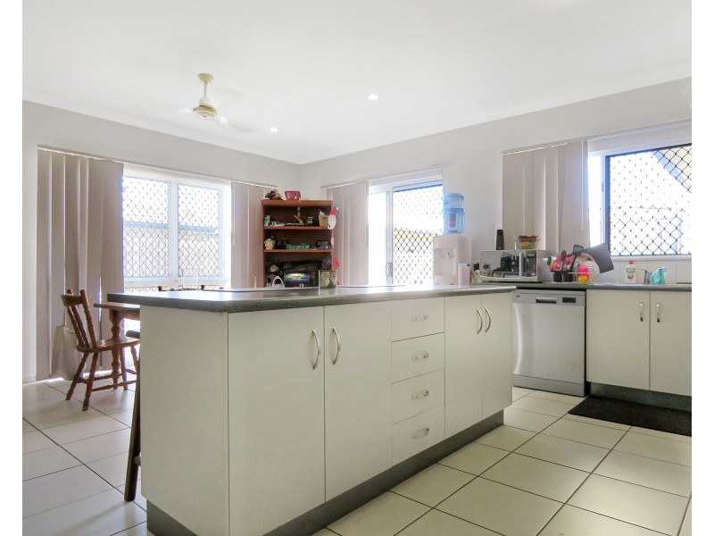 3 Fifth Close, Bowen QLD 4805