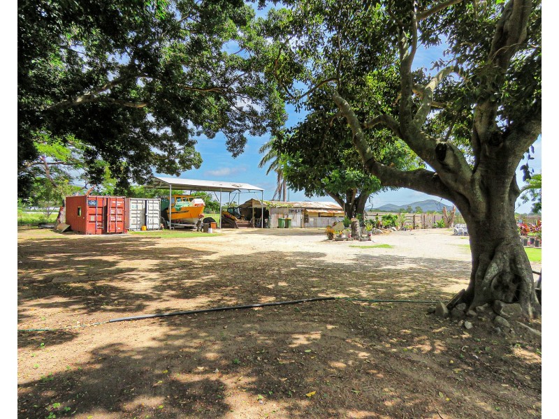 10 Balaam Road, Bowen QLD 4805