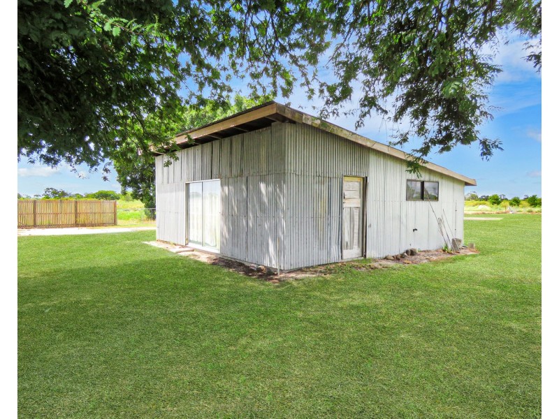 10 Balaam Road, Bowen QLD 4805