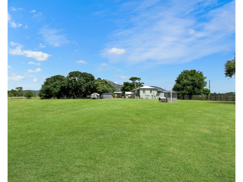 10 Balaam Road, Bowen QLD 4805