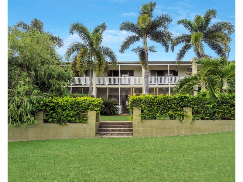 4/60a Herbert Street, Bowen QLD 4805
