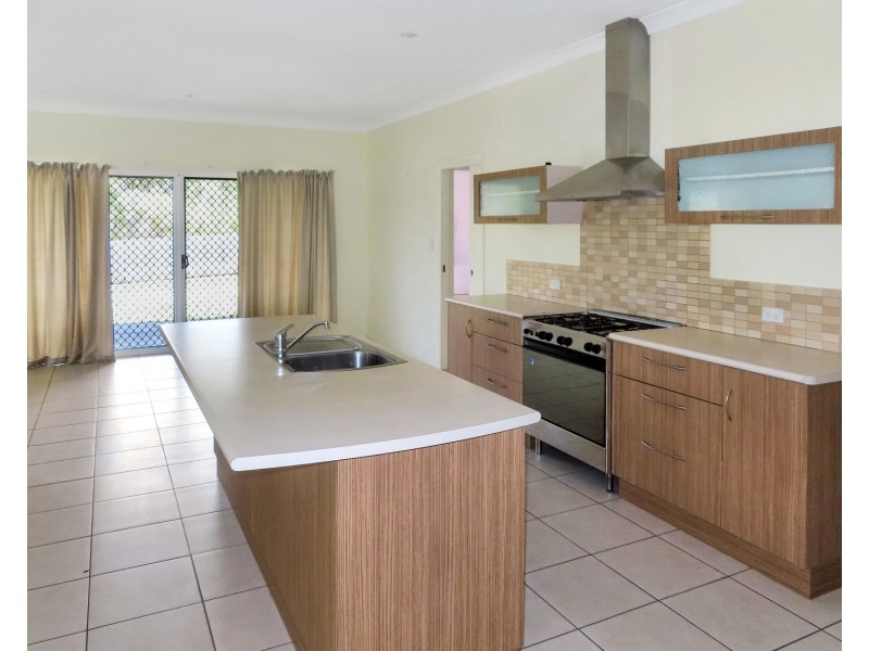 144 Ocean View Drive, Bowen QLD 4805