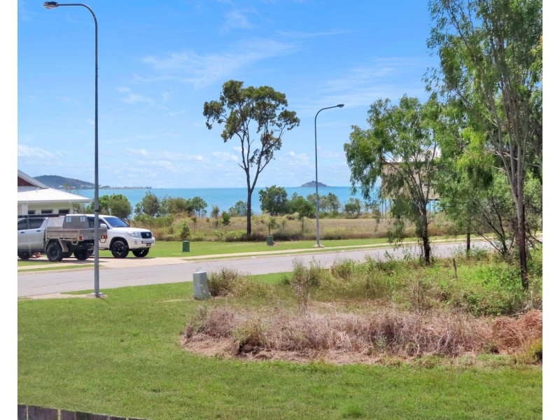 144 Ocean View Drive, Bowen QLD 4805