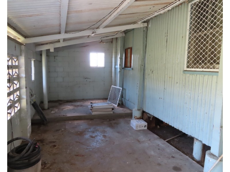 2 Belgravia Road, Bowen QLD 4805