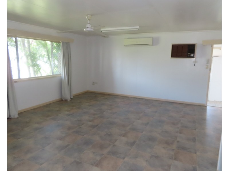 33 Marshall Street, Bowen QLD 4805