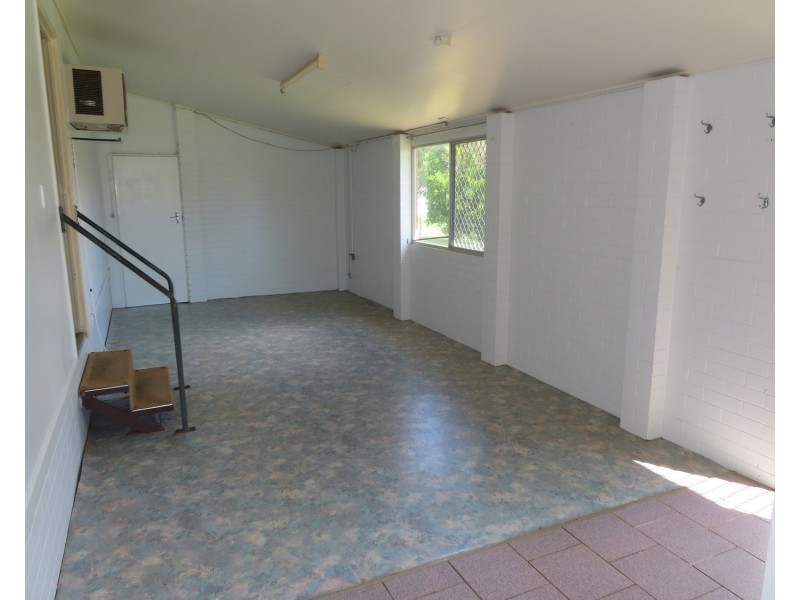 33 Marshall Street, Bowen QLD 4805