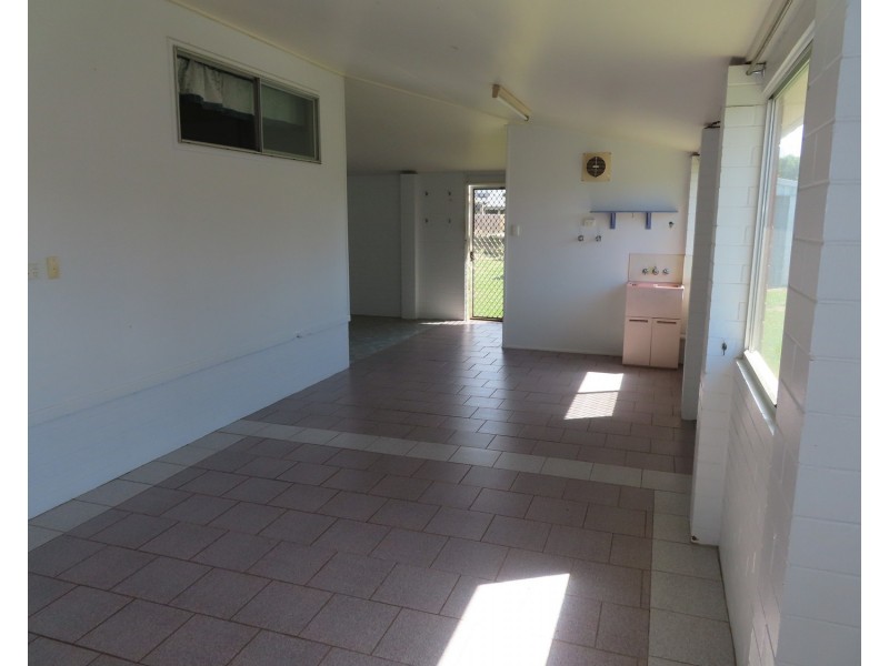 33 Marshall Street, Bowen QLD 4805