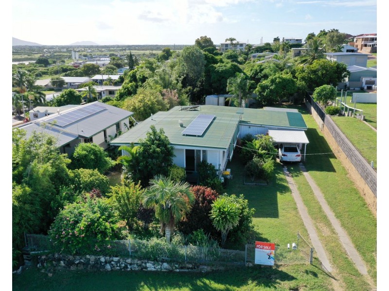 80 Poole Street, Bowen QLD 4805
