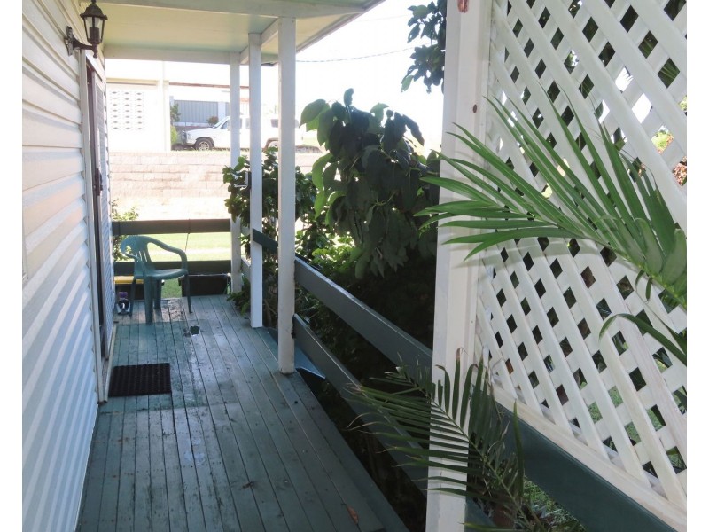 80 Poole Street, Bowen QLD 4805