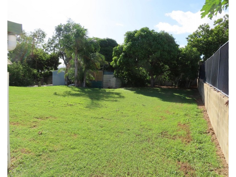 80 Poole Street, Bowen QLD 4805