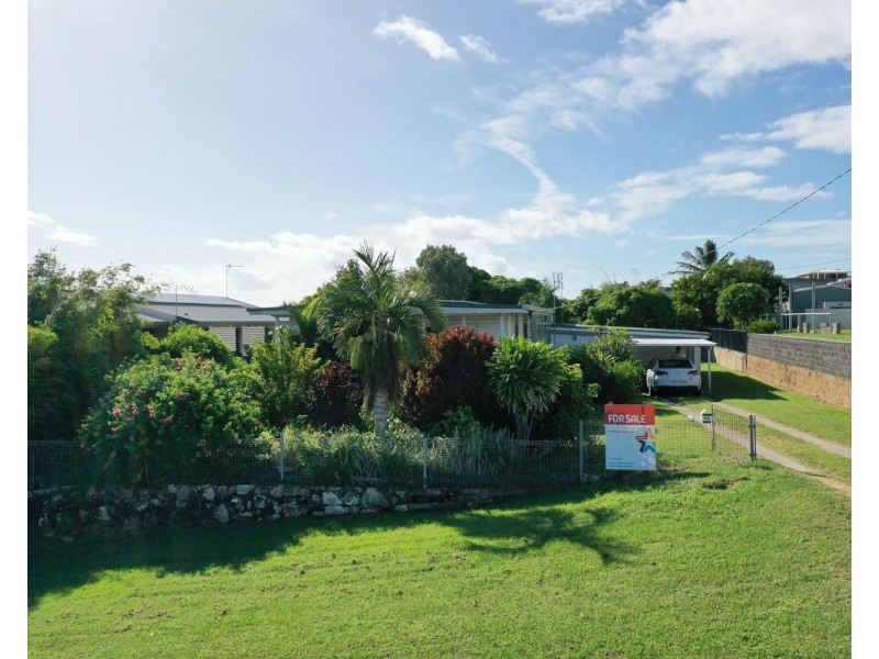 80 Poole Street, Bowen QLD 4805
