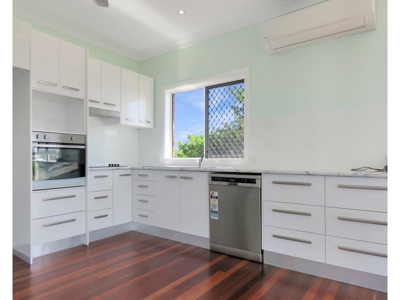 83 George Street, Bowen QLD 4805