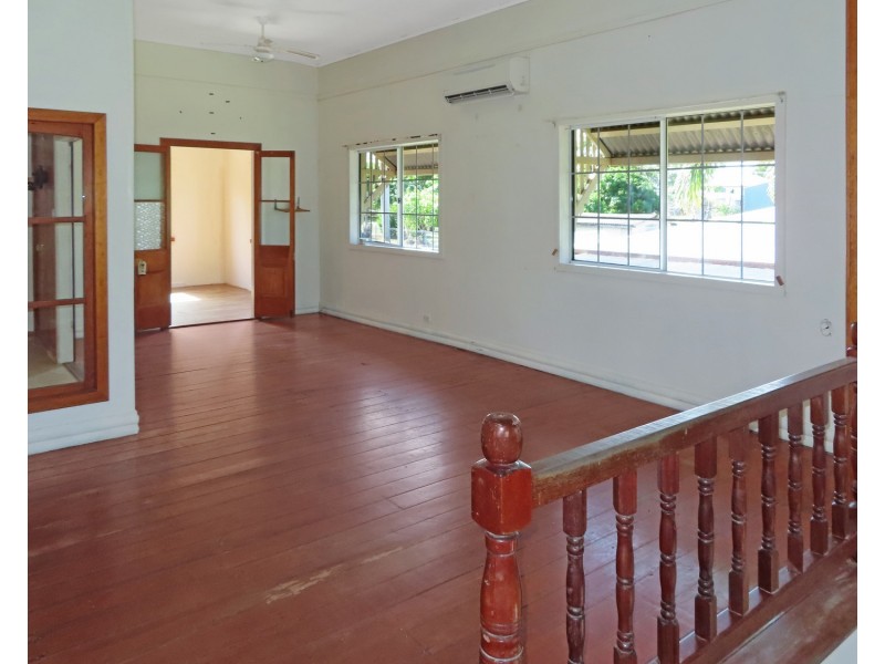 8 Gordon Street, Bowen QLD 4805