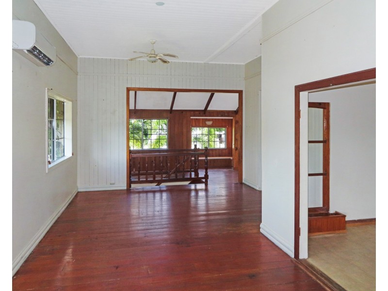 8 Gordon Street, Bowen QLD 4805