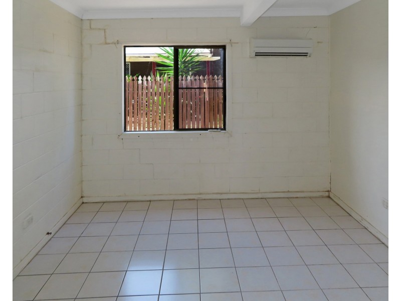 8 Gordon Street, Bowen QLD 4805