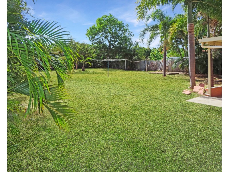 8 Gordon Street, Bowen QLD 4805