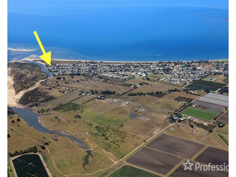 86 Whitsunday Street, Bowen QLD 4805