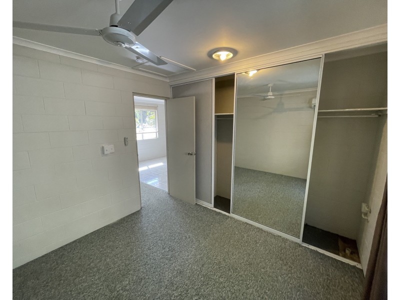 3/41-43 Crofton Street, Bowen QLD 4805