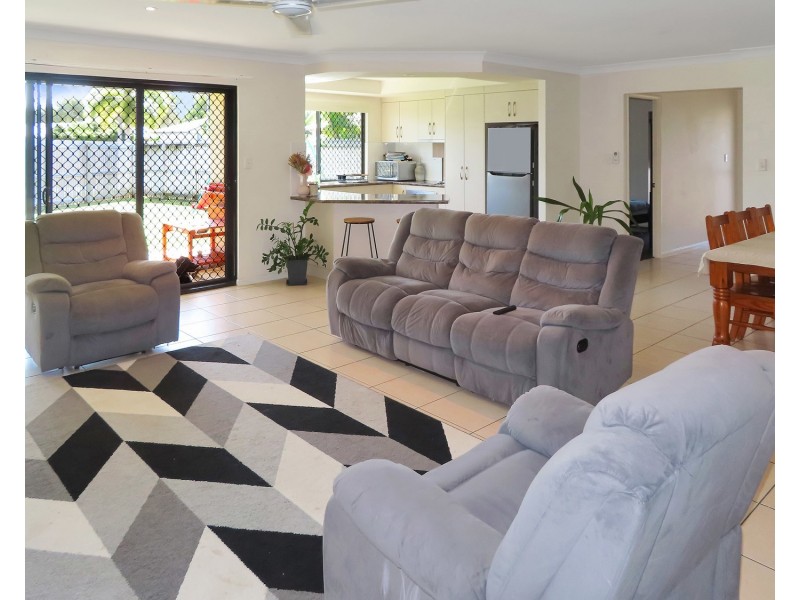 11 Lucinda Place, Bowen QLD 4805