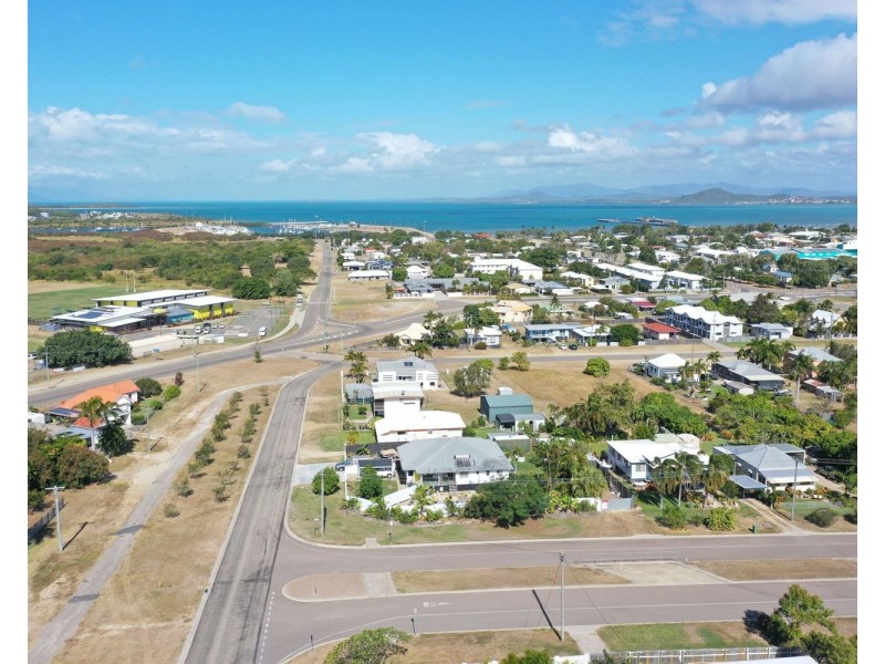 7 Hay Street, Bowen QLD 4805