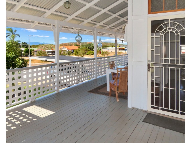 7 Hay Street, Bowen QLD 4805