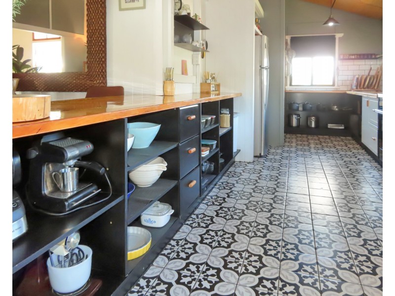 7 Hay Street, Bowen QLD 4805