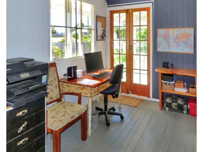 7 Hay Street, Bowen QLD 4805