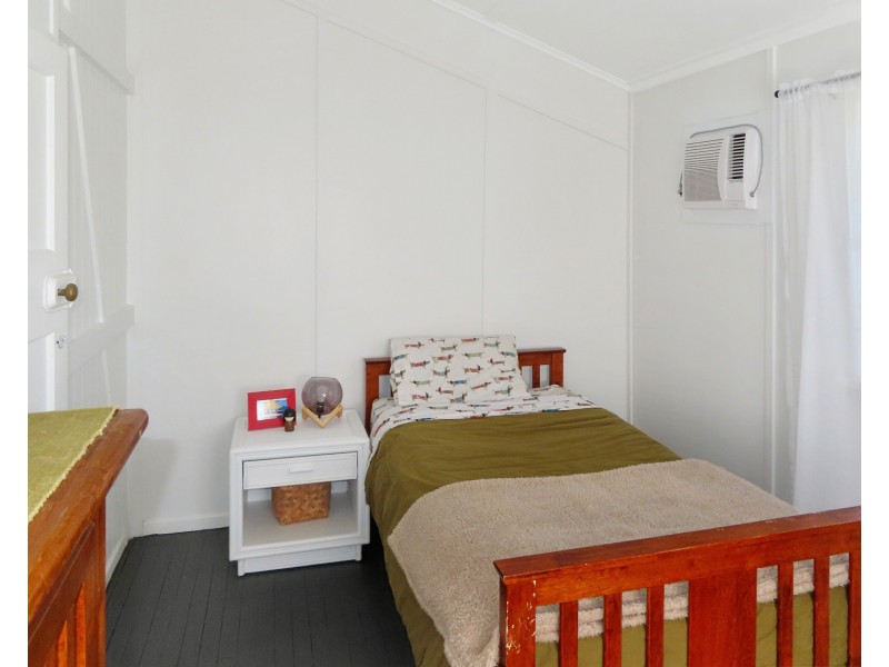 7 Hay Street, Bowen QLD 4805