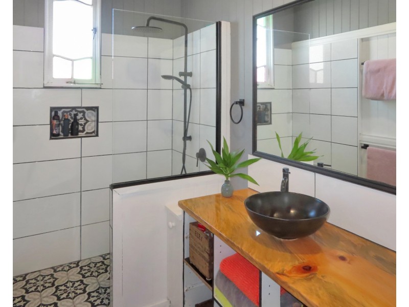 7 Hay Street, Bowen QLD 4805