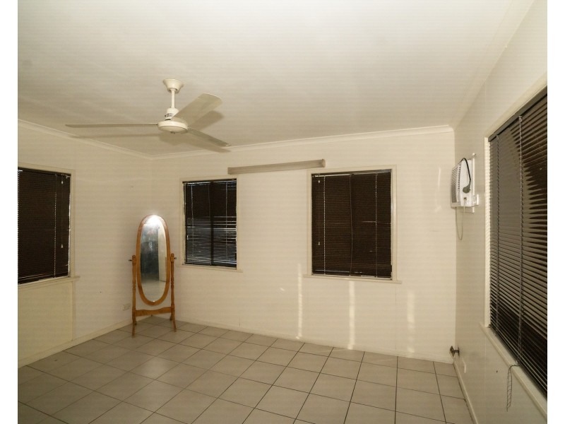 93 Powell Street, Bowen QLD 4805