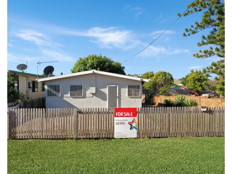 42 Creek Street, Bowen QLD 4805