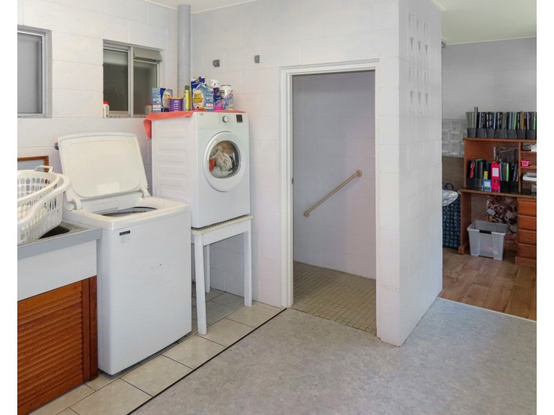 22 Potts Lane, Bowen QLD 4805