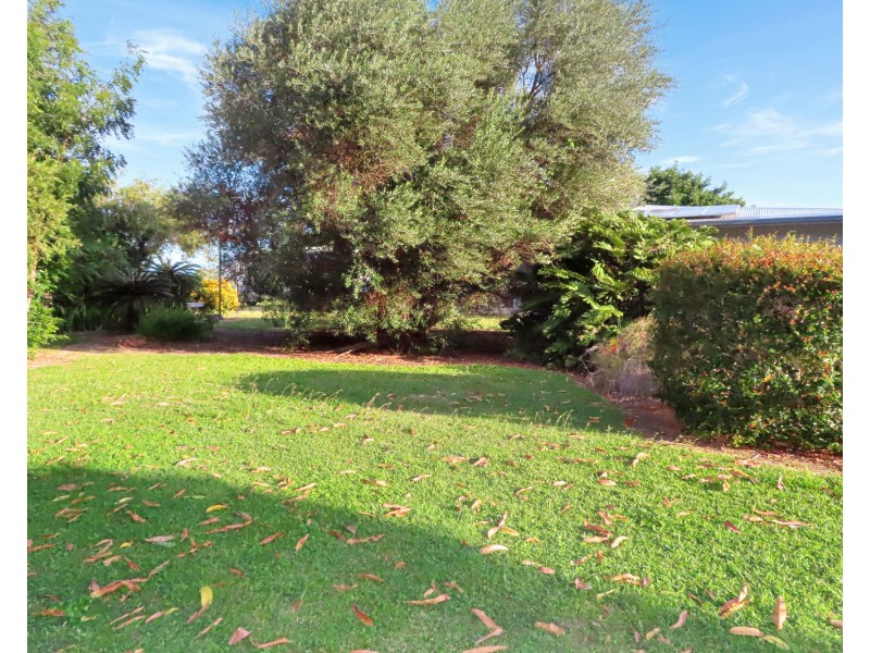 22 Potts Lane, Bowen QLD 4805