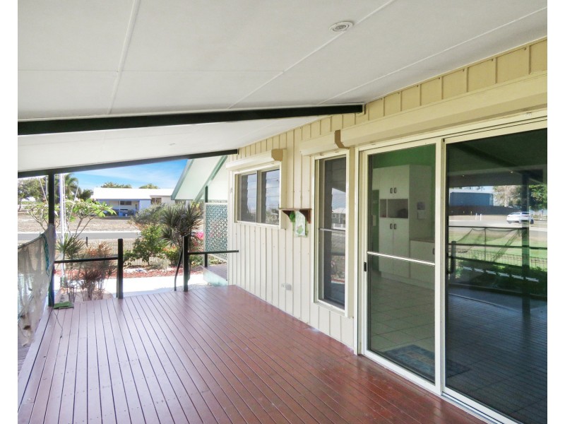 18 Thomas Street, Bowen QLD 4805