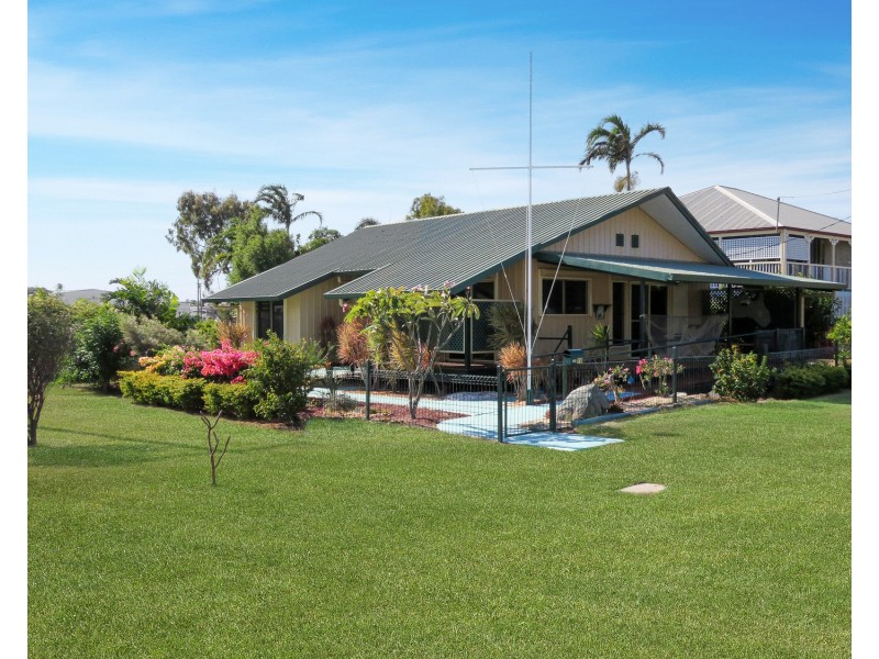 18 Thomas Street, Bowen QLD 4805