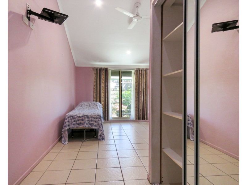 18 Thomas Street, Bowen QLD 4805