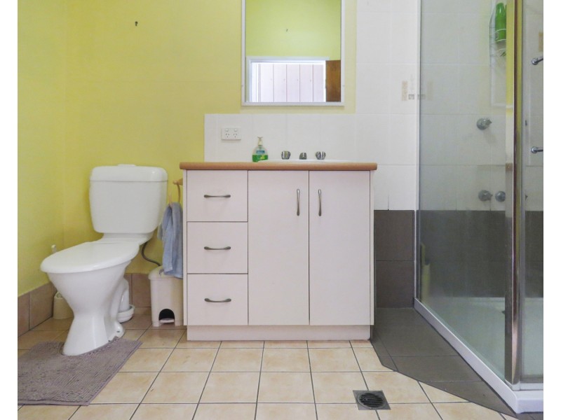 18 Thomas Street, Bowen QLD 4805